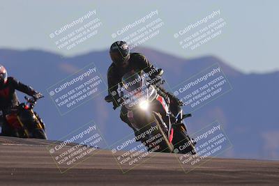 media/Nov-06-2023-Moto Forza (Mon) [[ce023d0744]]/4-Beginner Group/Session 5 (Turn 9)/